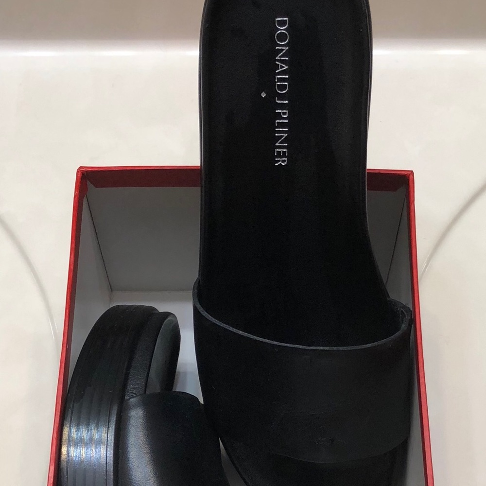 Donald Pliner Fiji Slide Sandals